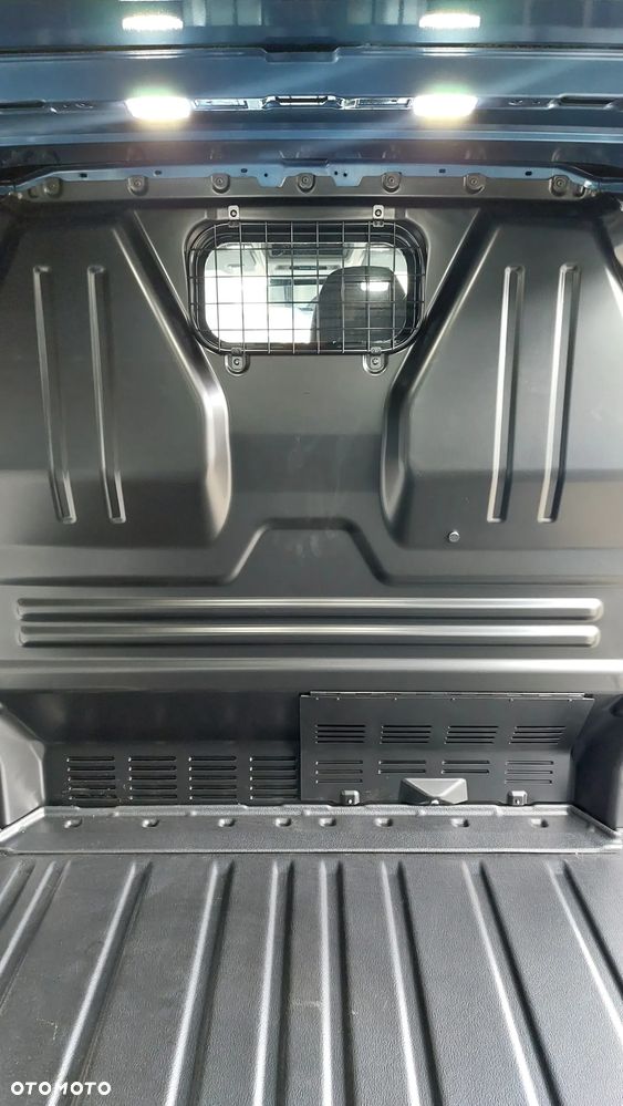 Ford Transit - 13