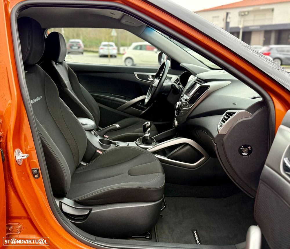 Hyundai Veloster 1.6 blue Style - 18