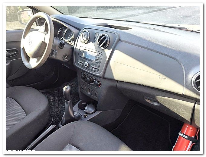 Dacia Sandero - 8