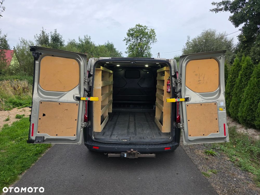Ford Transit Custom - 23