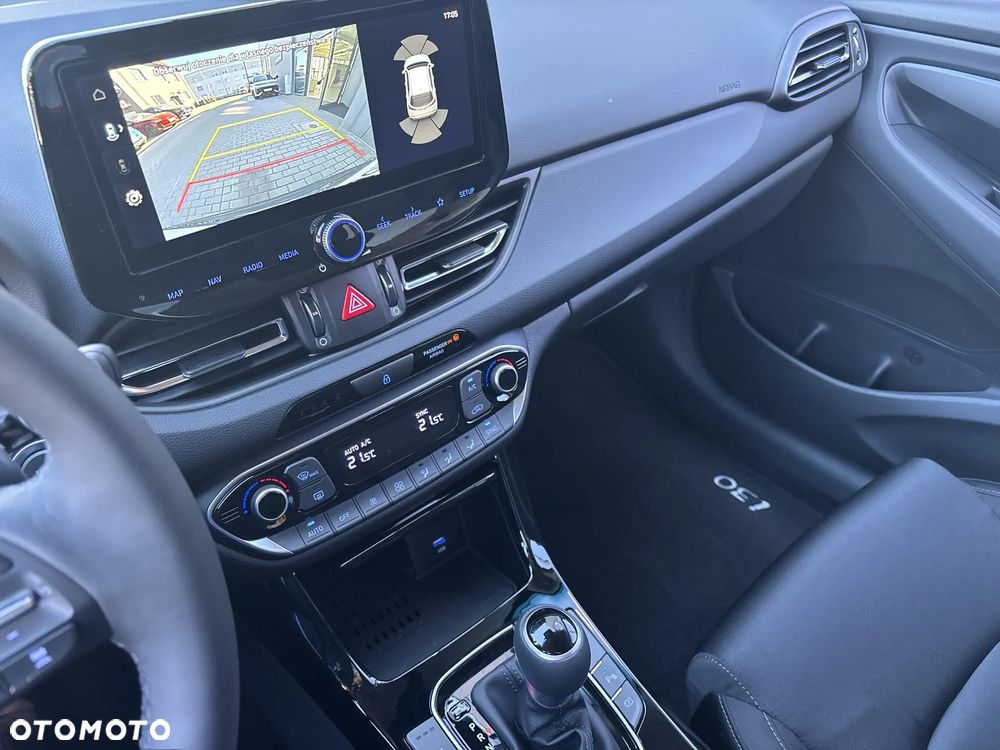 Hyundai i30 1.6 T-GDI Smart DCT - 16