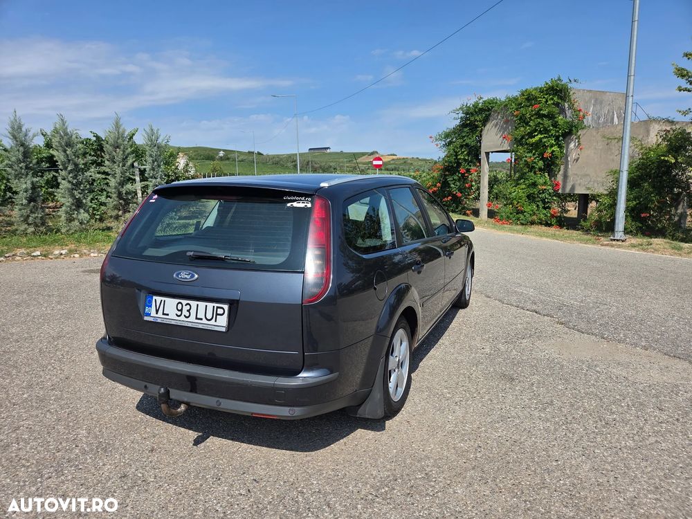 Ford Focus 1.6 TI-VCT Sport - 5