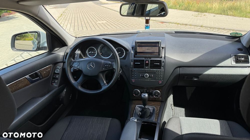 Mercedes-Benz Klasa C 200 Kompressor Elegance - 34