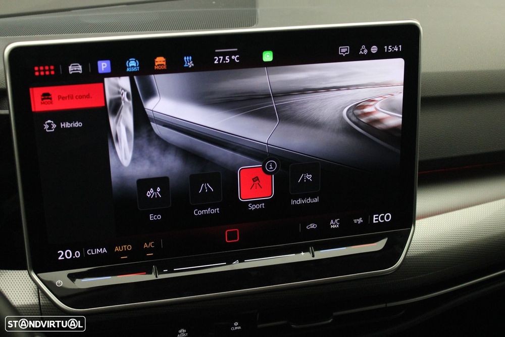 Volkswagen Golf 1.5 TSI e-Hybrid Style DSG — fotografia 15