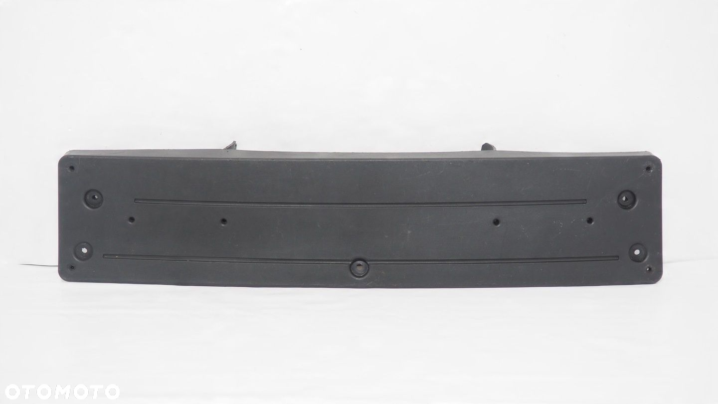 BMW 3 F30 F31 ramka mocowanie tablicy 8068129 - 2