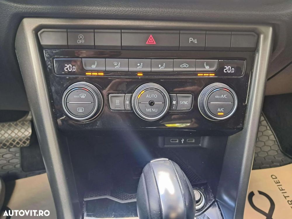 Volkswagen T-Roc 2.0 TDI 4Mot DSG Design - 19