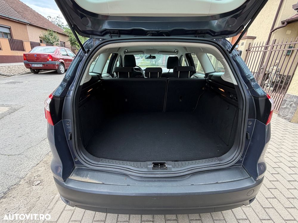 Ford Focus 1.6 TDCI DPF Trend - 12