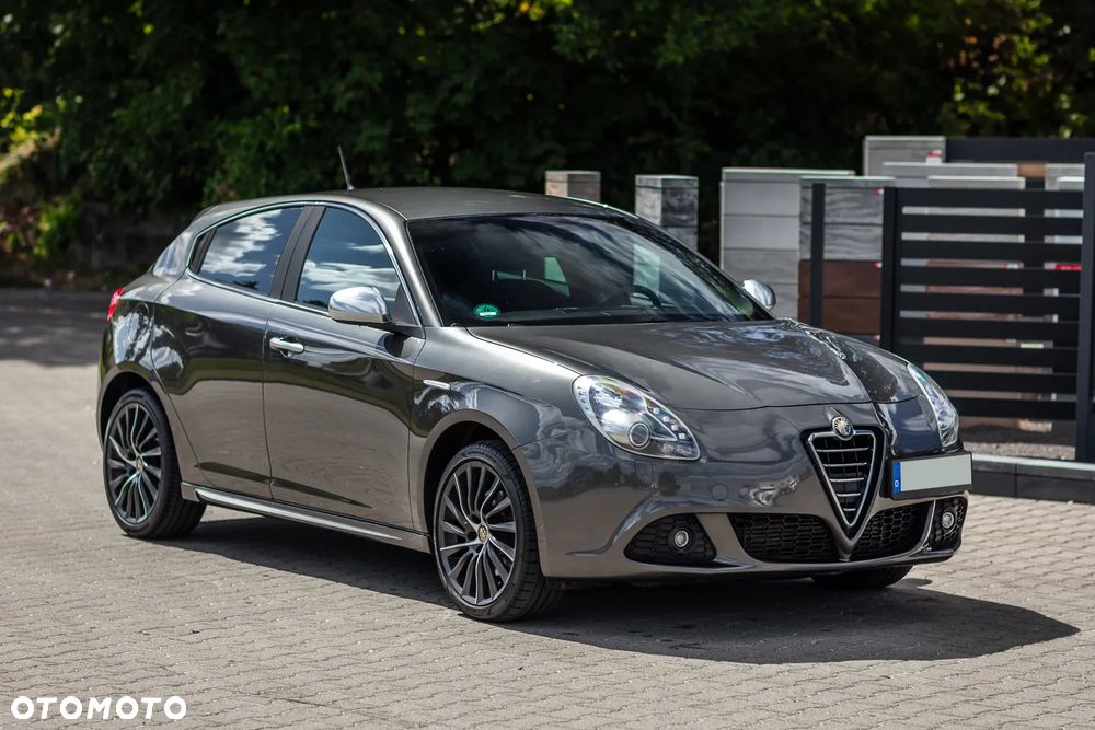 Alfa Romeo Giulietta 2.0 JTDM 20V TCT Speciale - 7