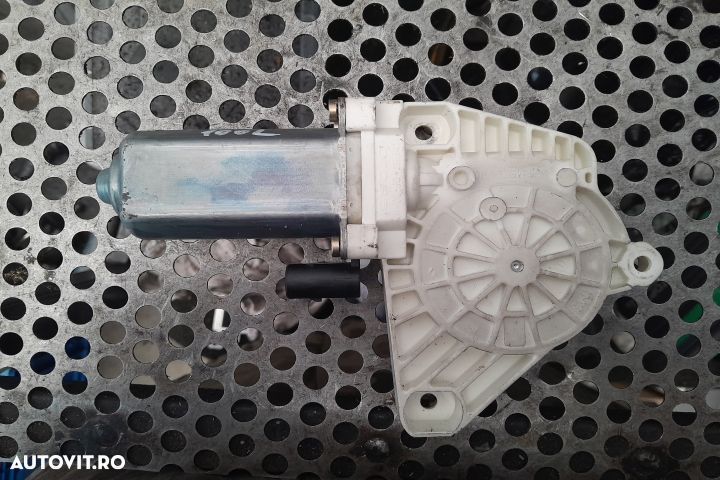 Motoras macara geam fata stanga A1699201542 Mercedes-Benz A-Class W169  [din 2004 pana  2008] Hatch - 1