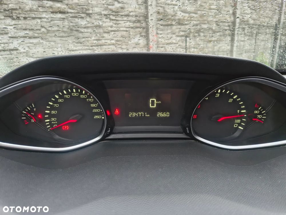 Peugeot 308 - 16