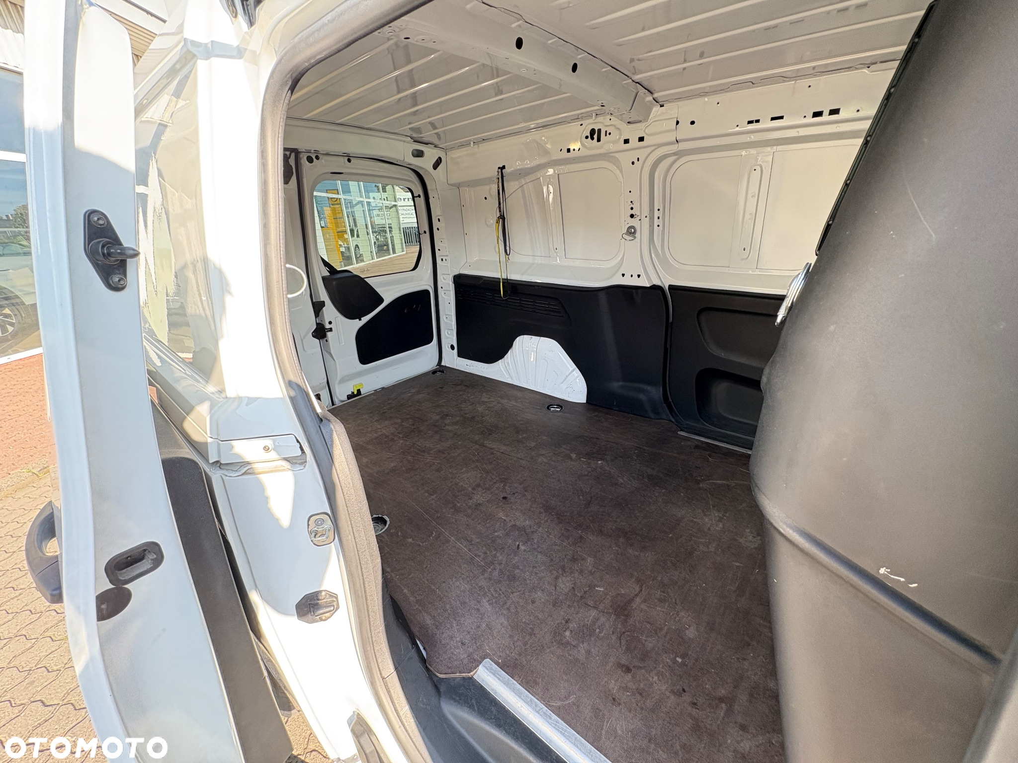 Opel Combo - 17