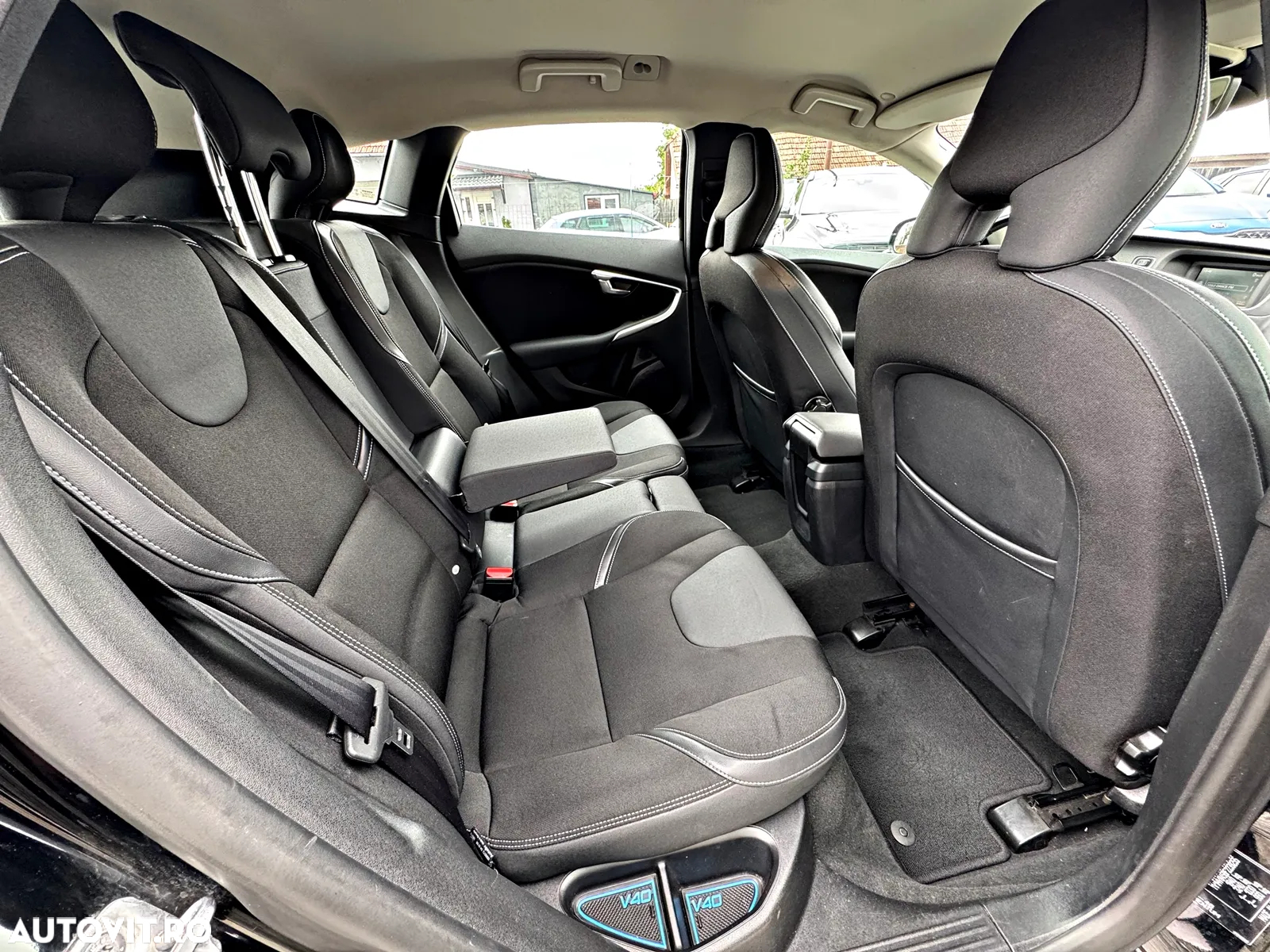 Volvo V40 D2 Aut. Summum - 7