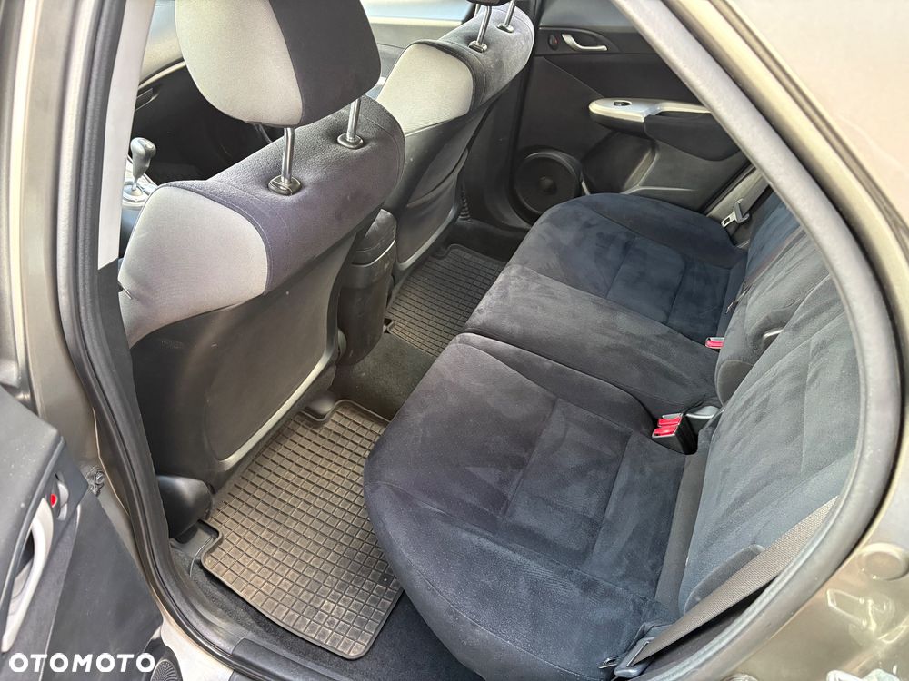 Honda Civic 1.8 Comfort - 13