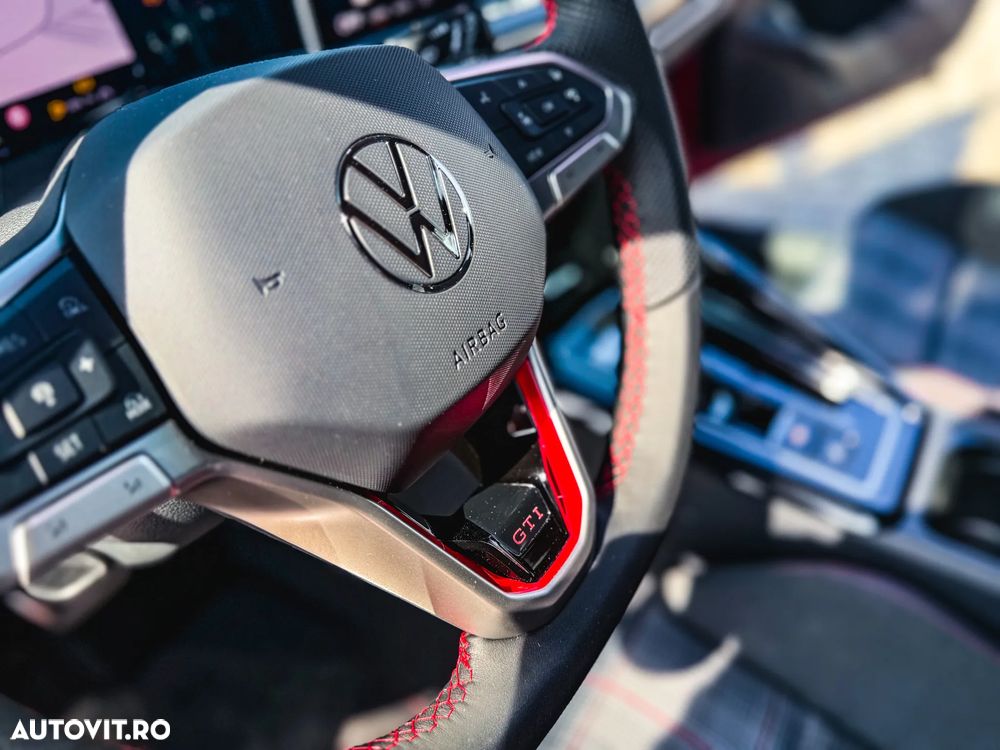 Volkswagen Golf GTI - 15