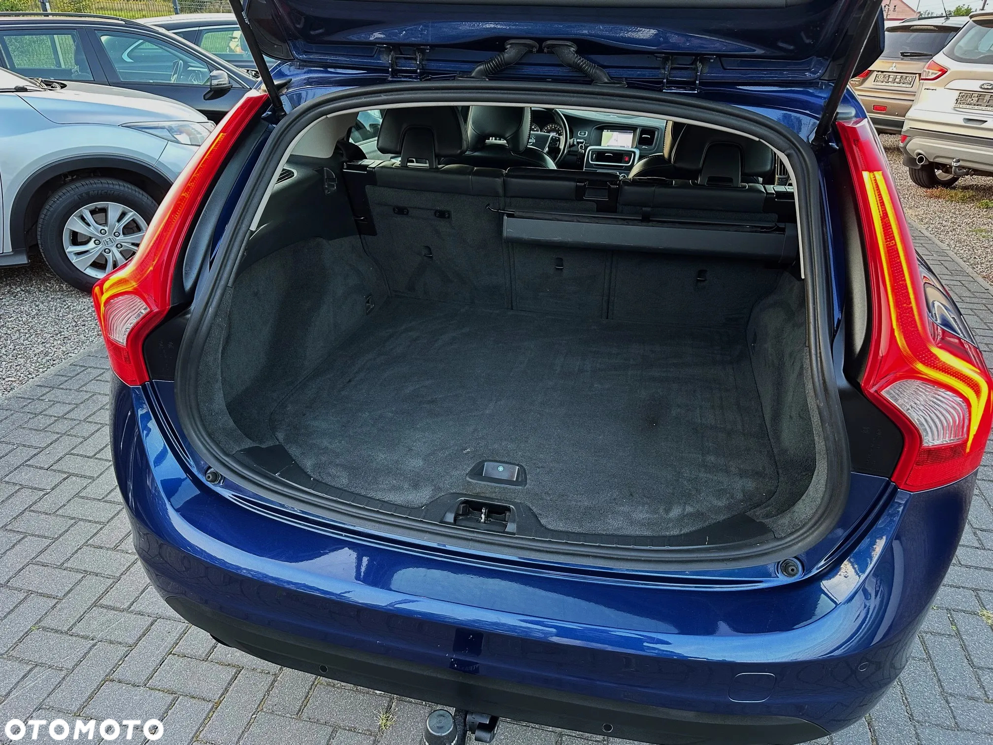 Volvo V60 T4 Ocean Race - 12