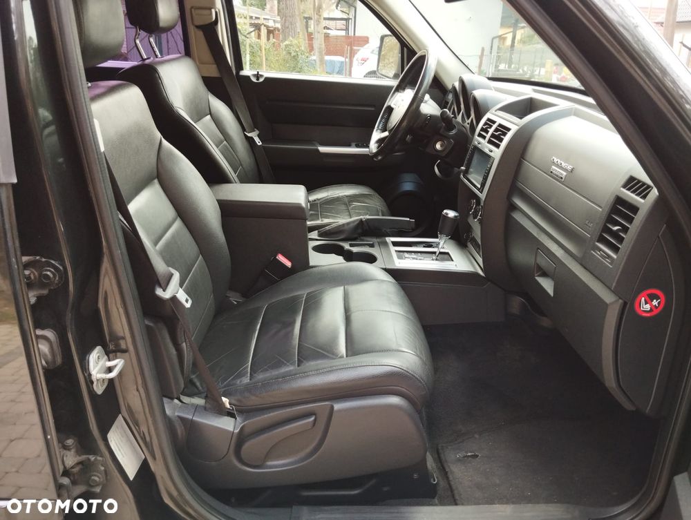 Dodge Nitro 4.0 V6 RT - 9