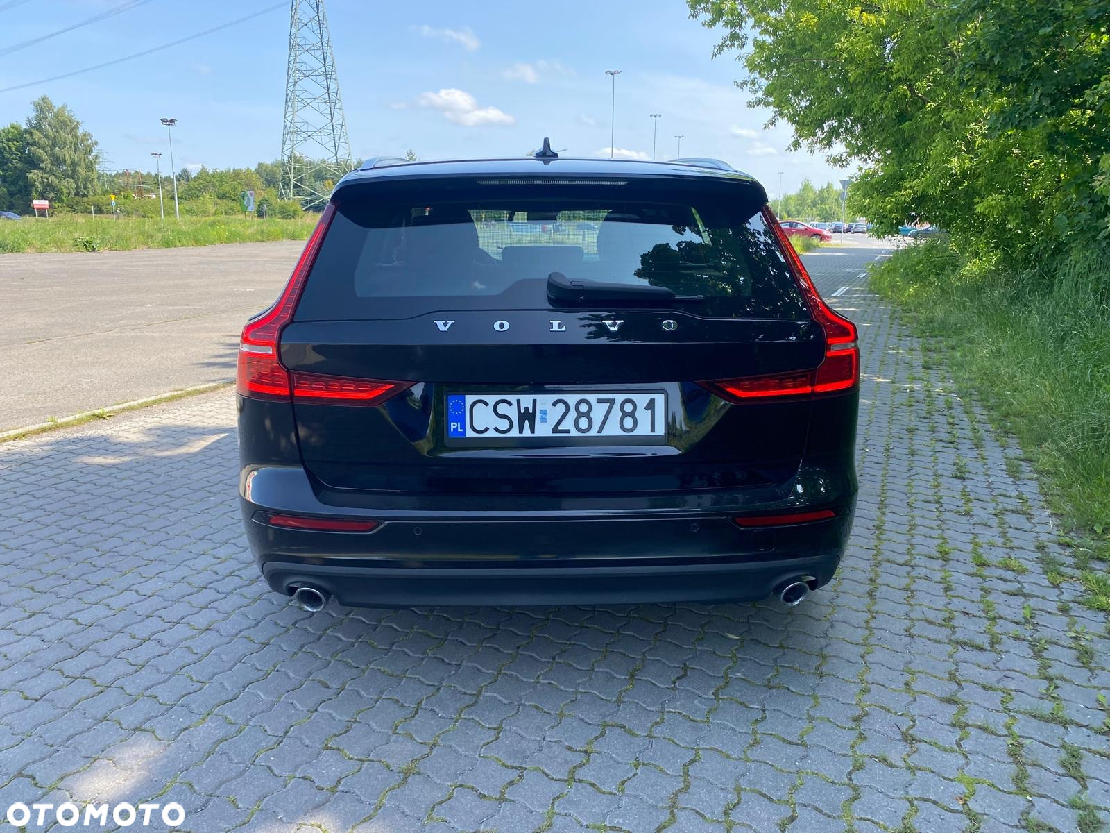 Volvo V60 D4 Momentum - 11