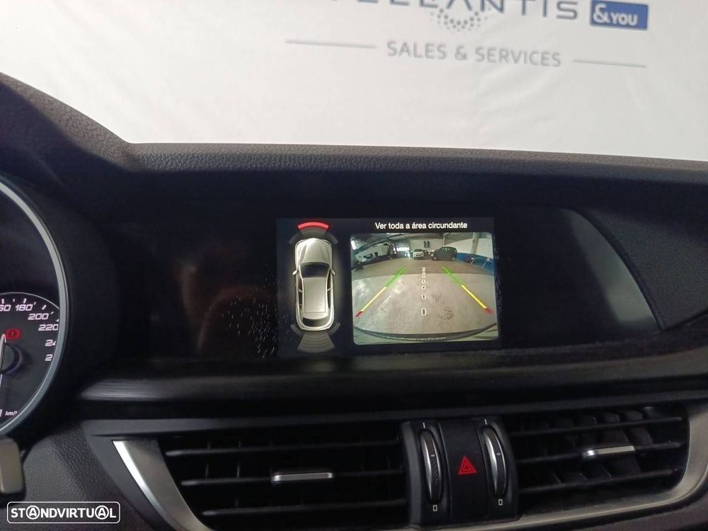 Alfa Romeo Stelvio 2.2 D Super AT8 - 24