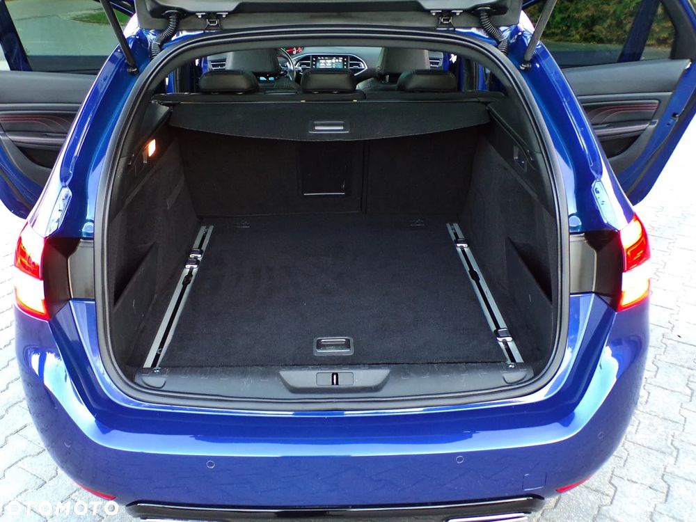 Peugeot 308 BlueHDi 180 EAT6 GT - 37