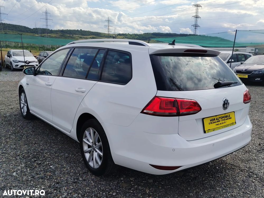 Volkswagen Golf 1.6 TDI BlueMotion Technology Lounge - 10