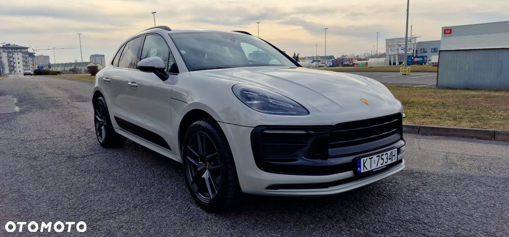 Porsche Macan T - 2