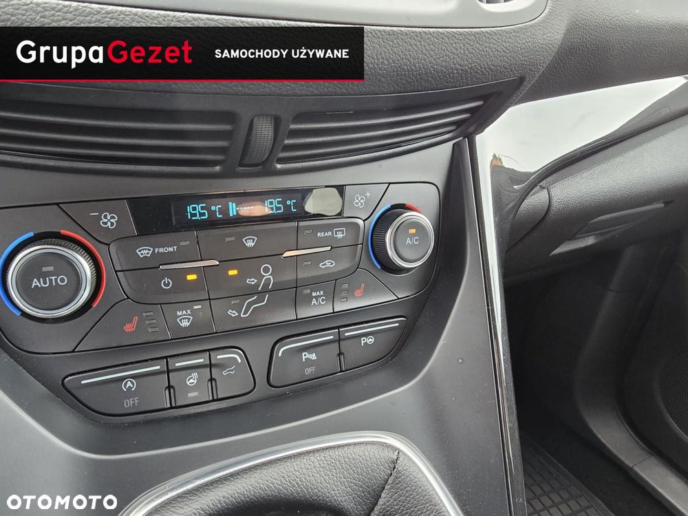 Ford Kuga - 25