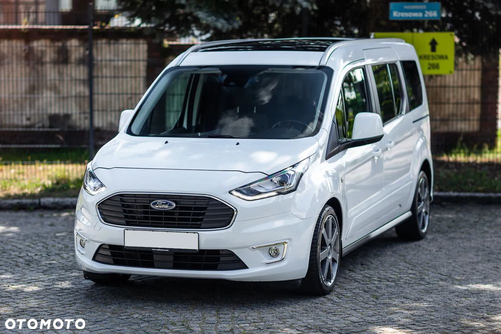 Ford Tourneo Connect Grand - 4