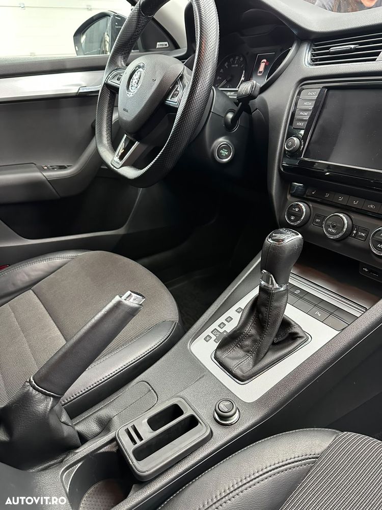 Skoda Octavia 1.6 TDI DSG Style - 9