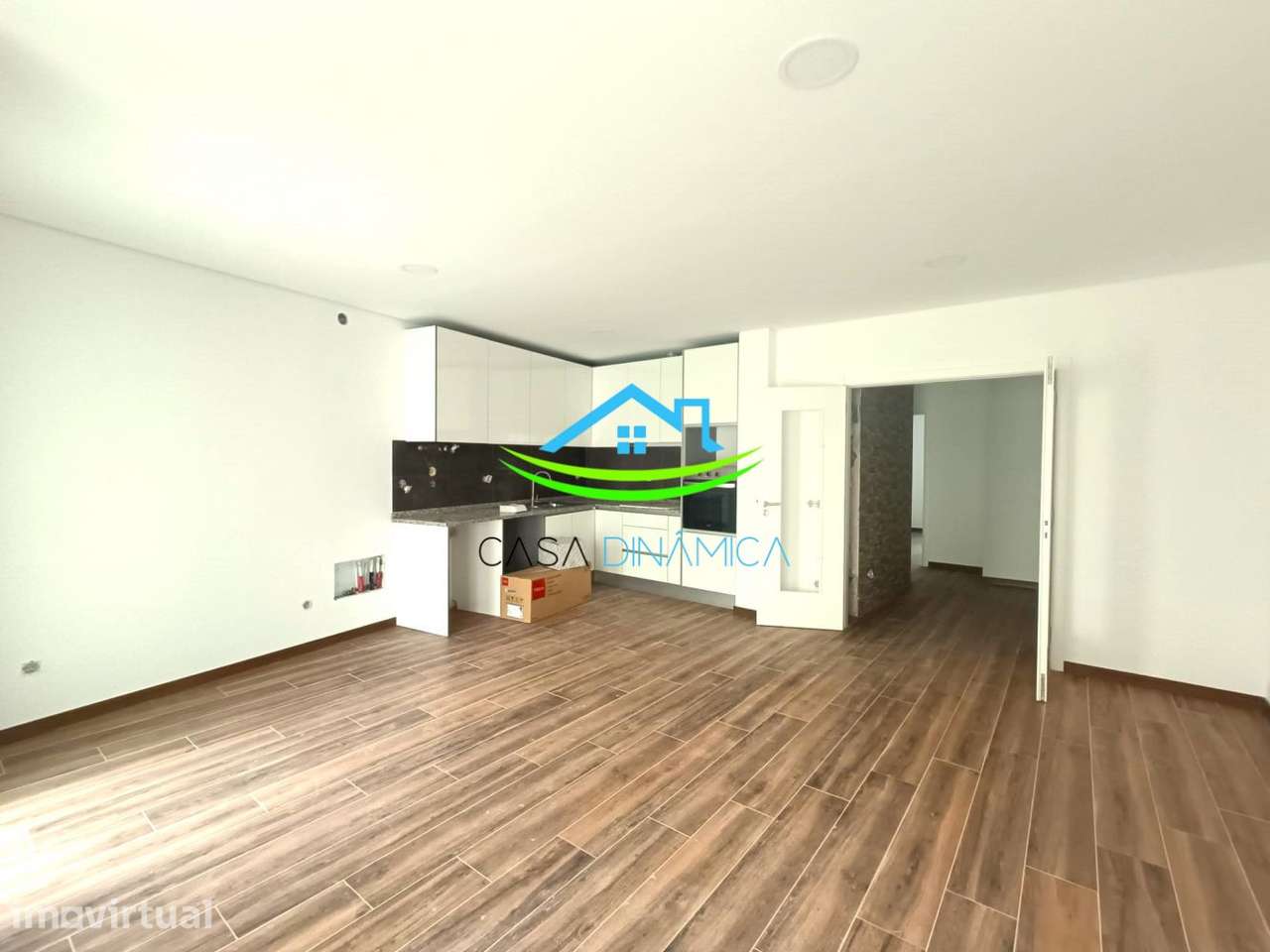 Apartamento T2 Novo com Garagem em São Pedro – Figueira da Foz - Grande imagem: 3/28