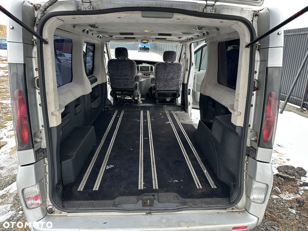 Opel Vivaro 2.5 CDTI L2H1 - 34