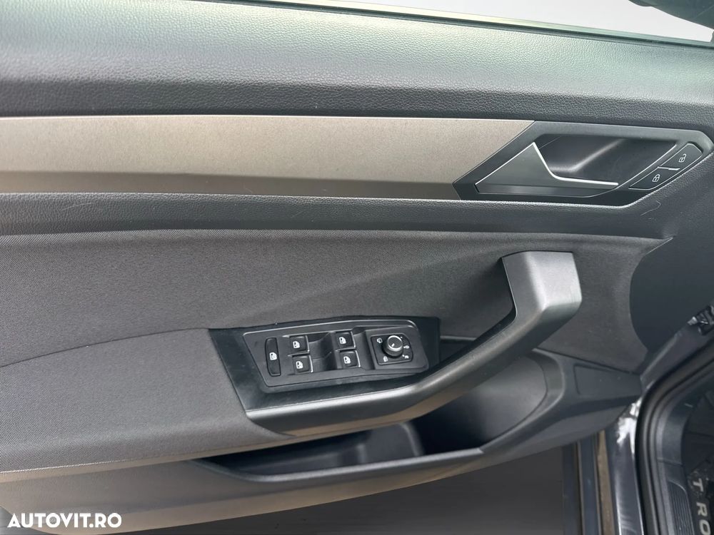 Volkswagen T-Roc 2.0 TDI DSG Design - 14