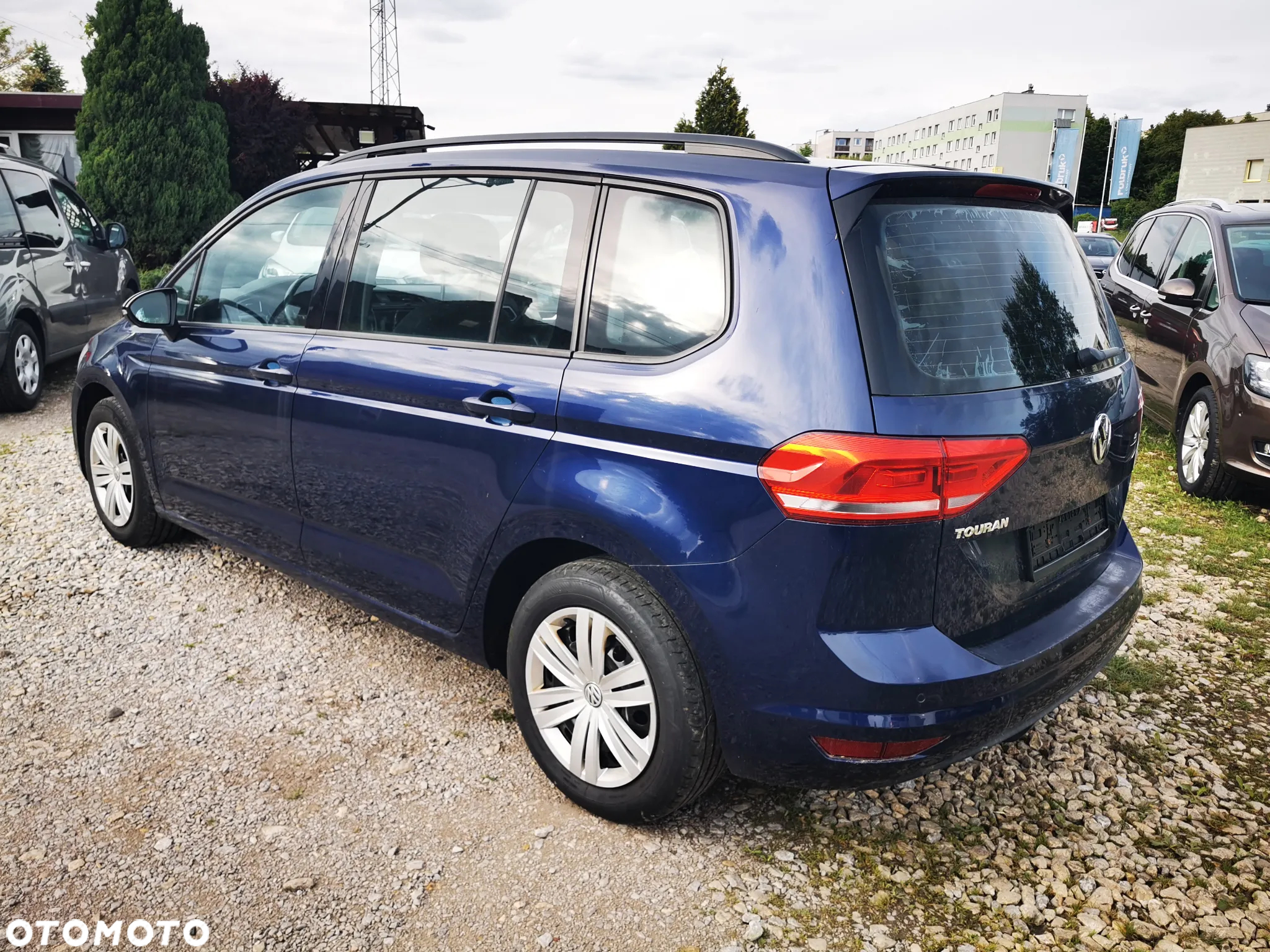 Volkswagen Touran 1.6 TDI SCR BlueMotion Technology Comfortline - 3