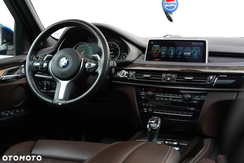 BMW X5 M M50d - 22