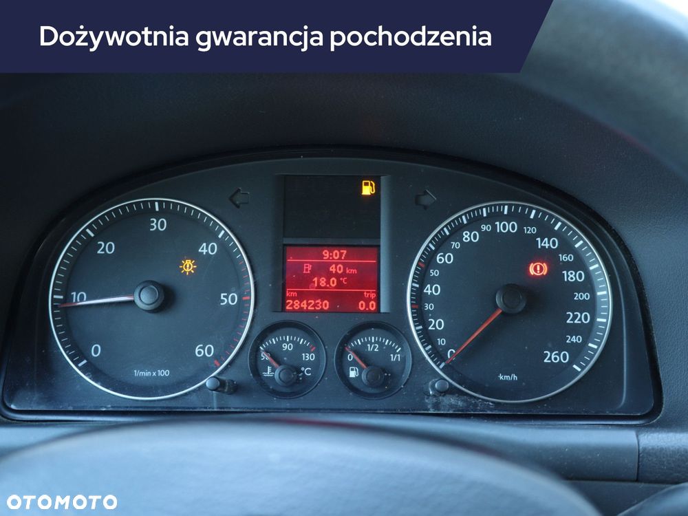 Volkswagen Touran - 13
