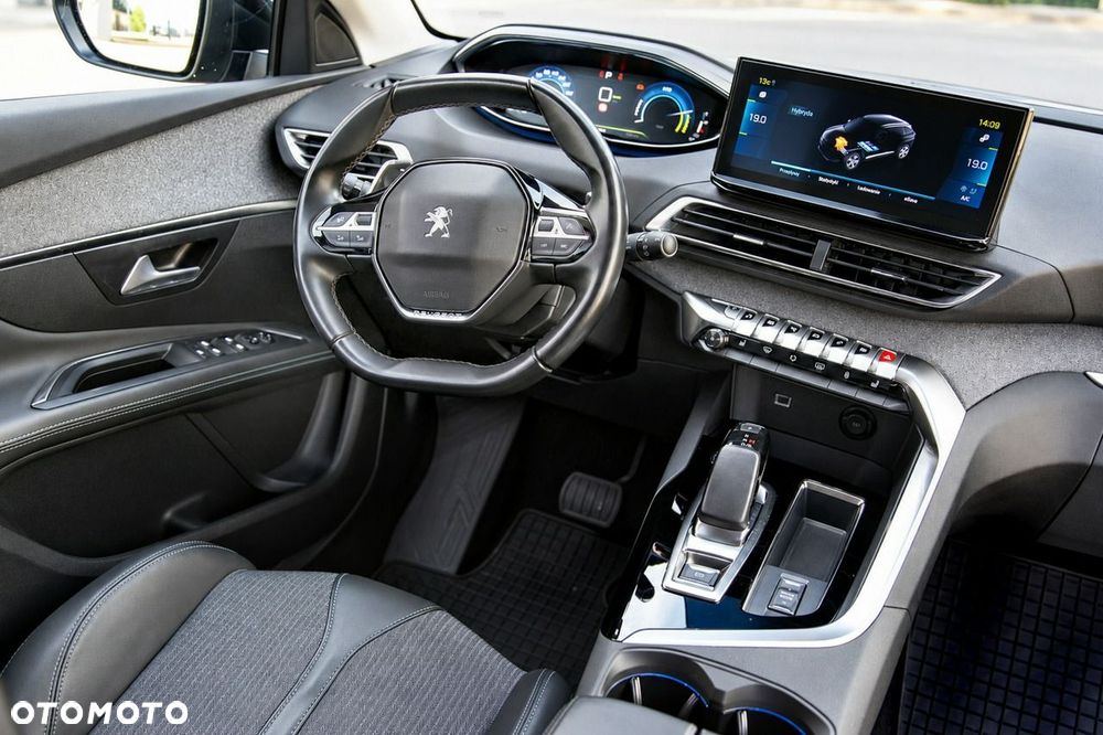 Peugeot 3008 1.6 PureTech Hybrid PHEV Allure Pack S&S EAT8 - 18