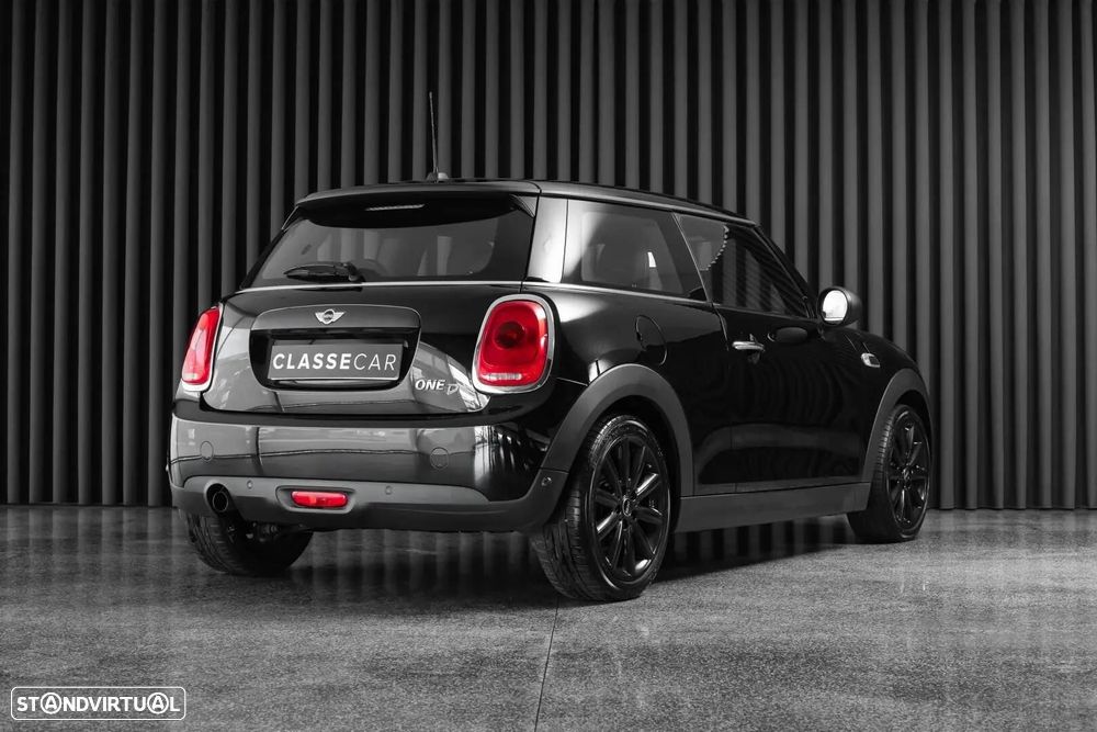 MINI 3 Portas One D - 4