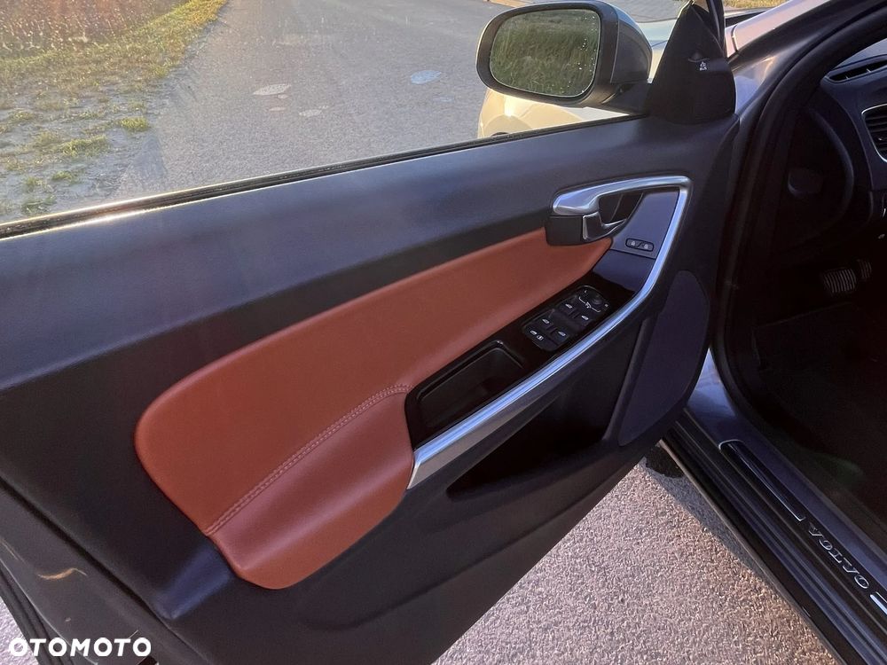 Volvo S60 - 12
