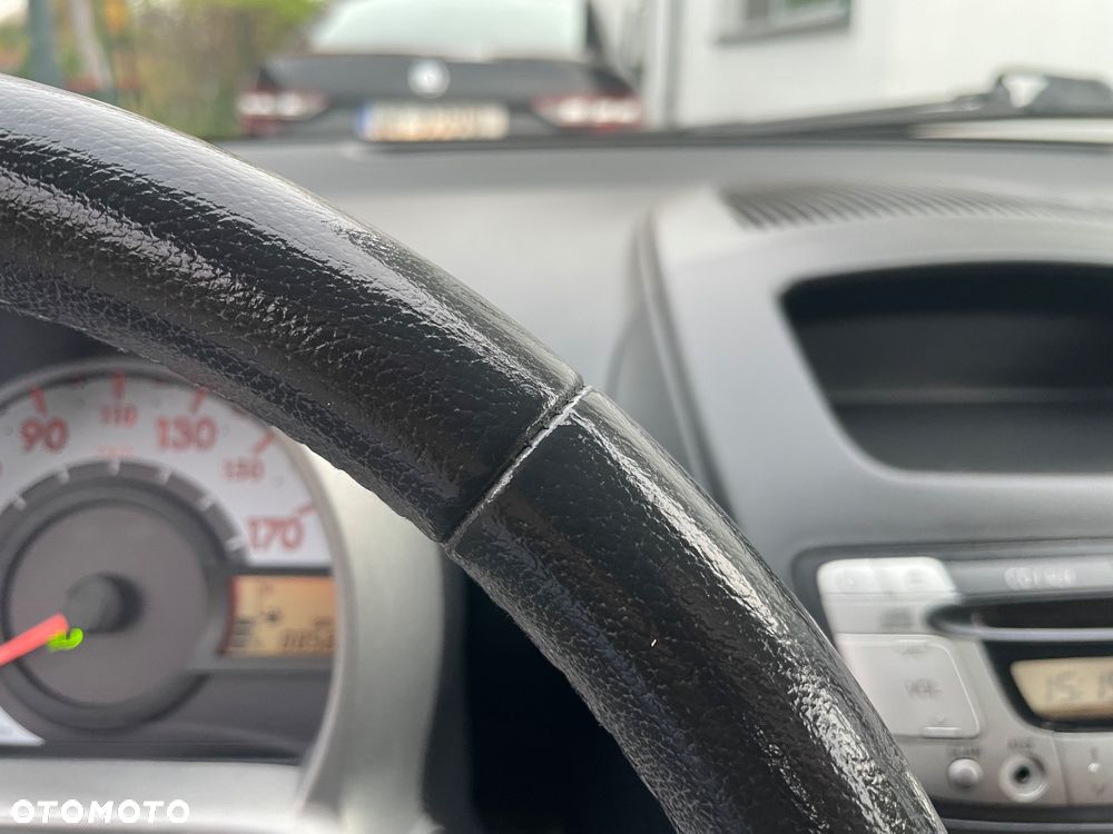 Peugeot 107 1.0 Trendy - 9