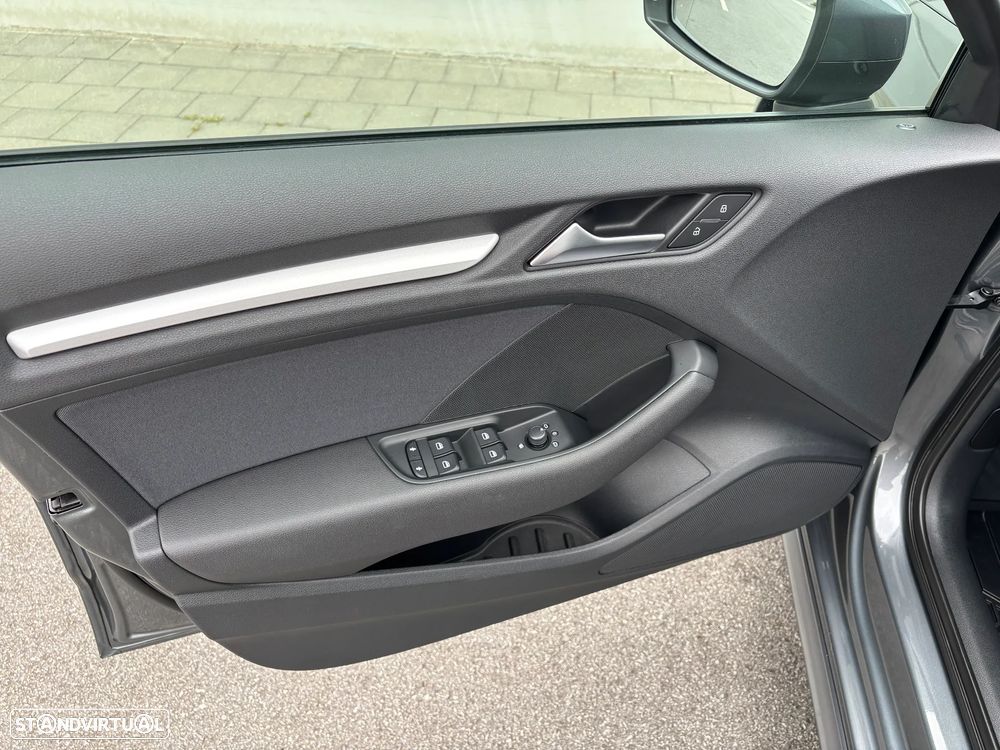 Audi A3 Sportback 1.6 TDI Advance Ultra - 9
