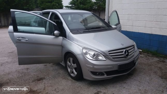 Bancos Mercedes B180cdi - 5