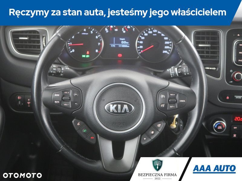 Kia Carens - 17