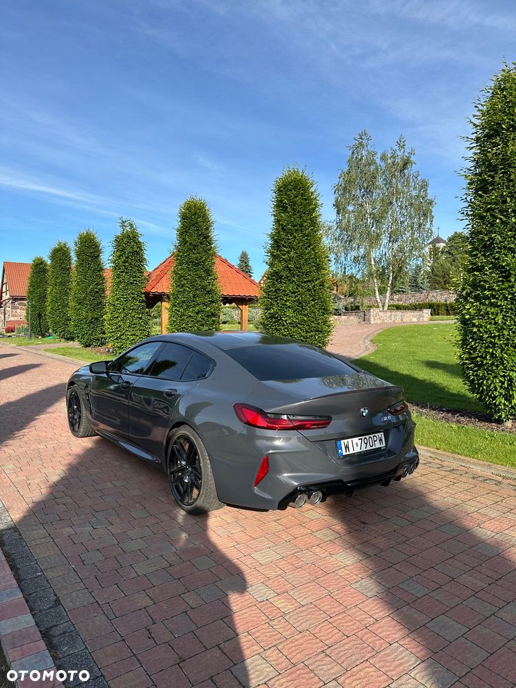BMW M8 - 8