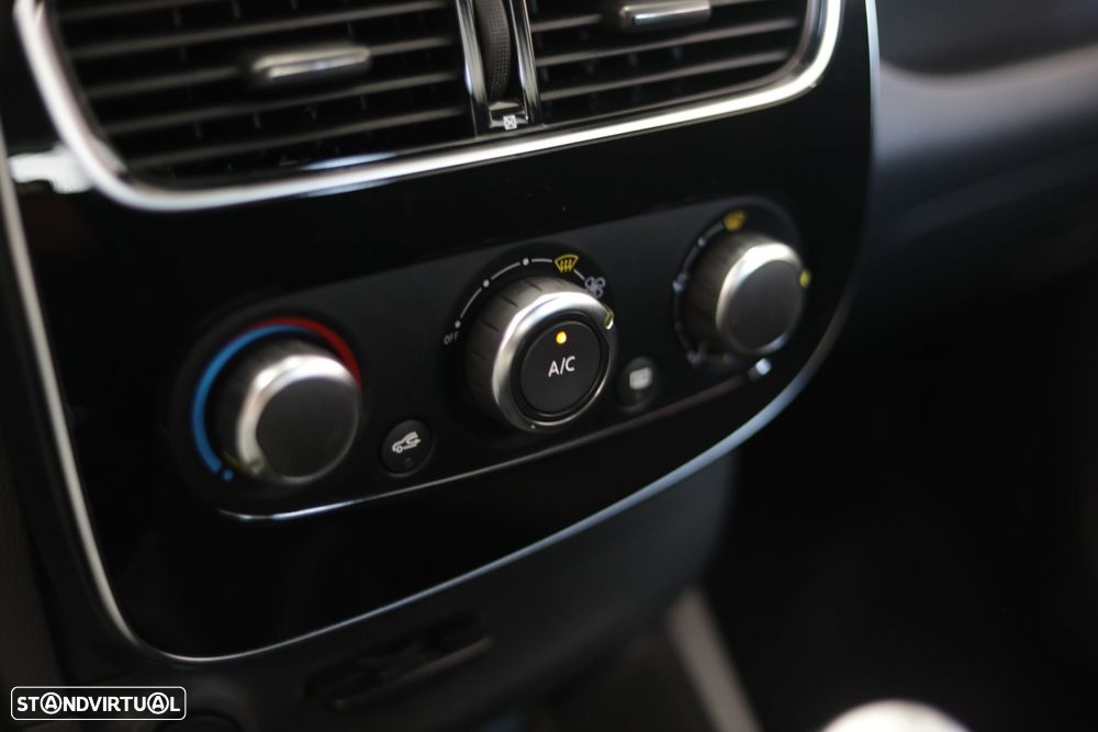Renault Clio 1.5 dCi Limited - 11