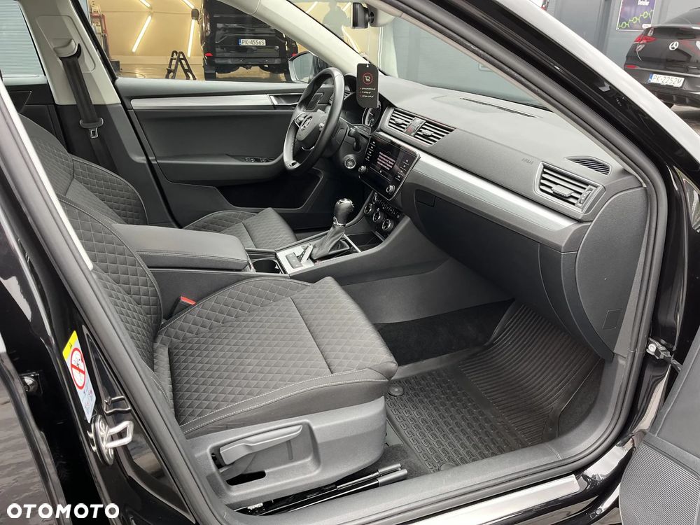 Skoda Superb 2.0 TDI SCR 4x4 Ambition DSG - 22