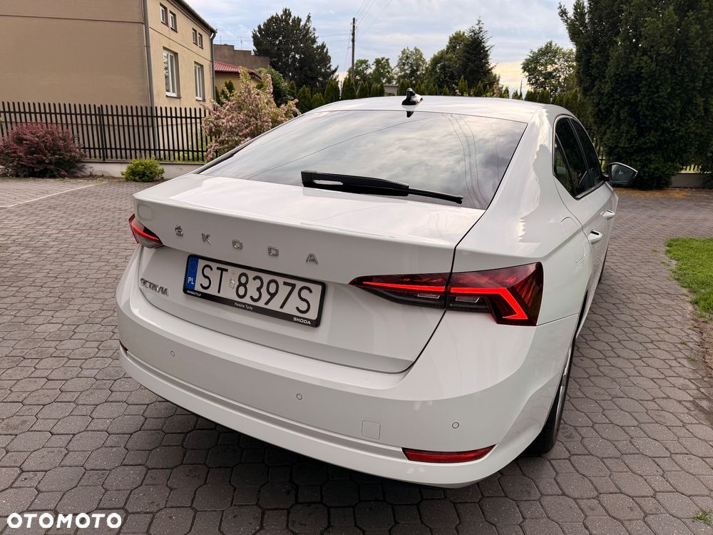 Skoda Octavia 1.5 TSI ACT Ambition - 10