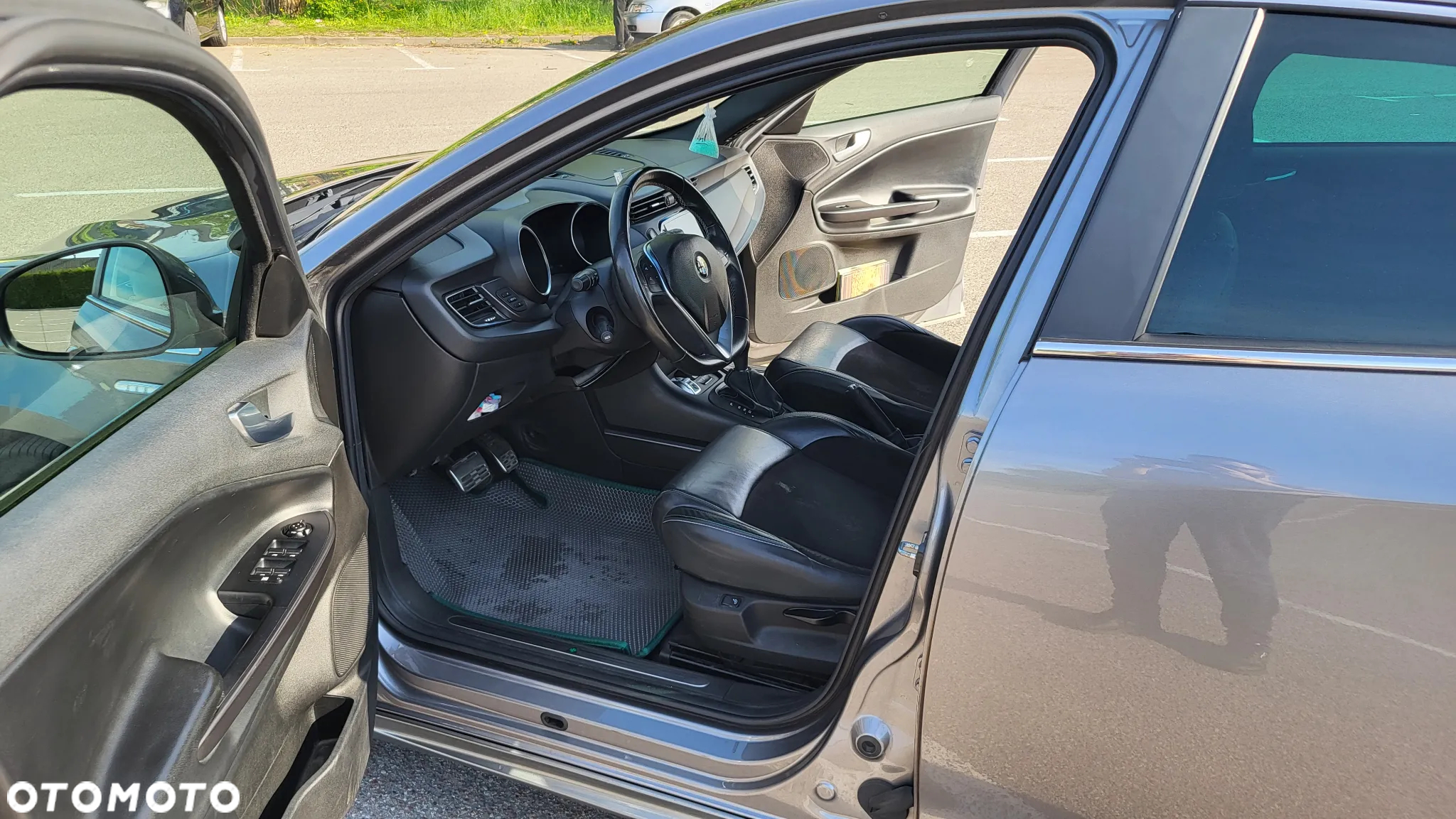 Alfa Romeo Giulietta 1750 TBi QV TCT - 14