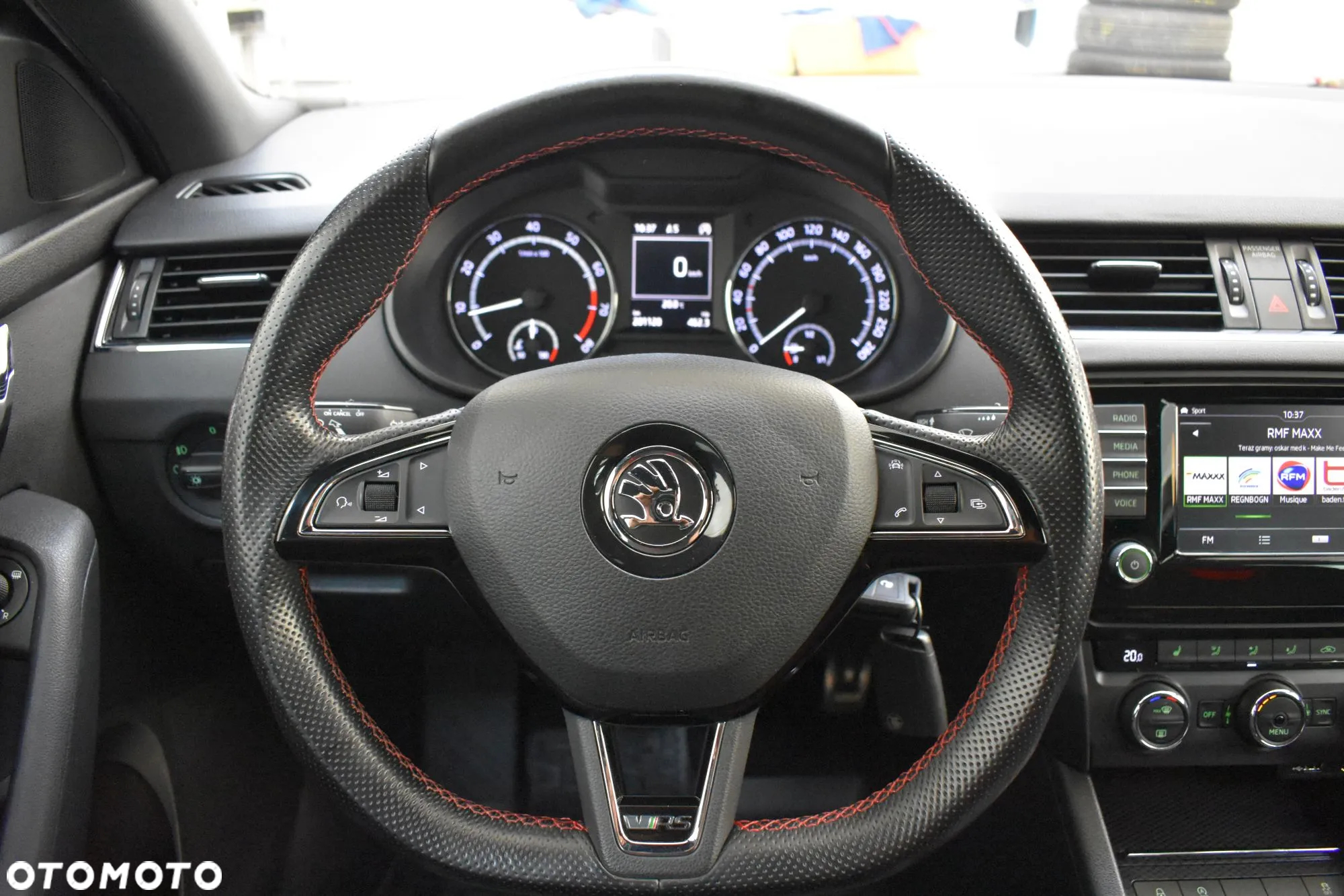 Skoda Octavia Combi 2.0 TSI (Green tec) RS - 19