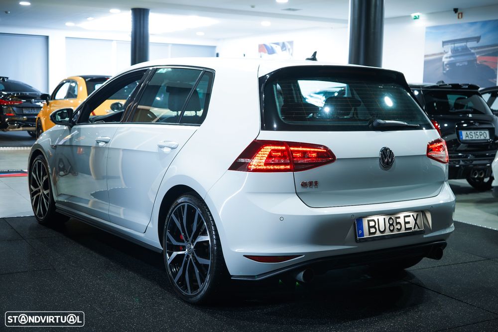 VW Golf 2.0 TSi GTi DSG Performance - 10