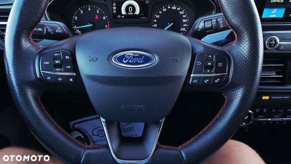Ford Focus 1.0 EcoBoost Hybrid ST-LINE STYLE - 11