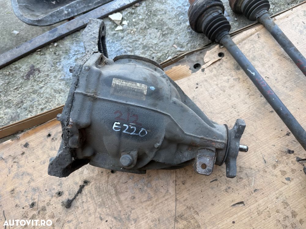 Diferential spate mercedes e class w212 cod a2123508403 - 1